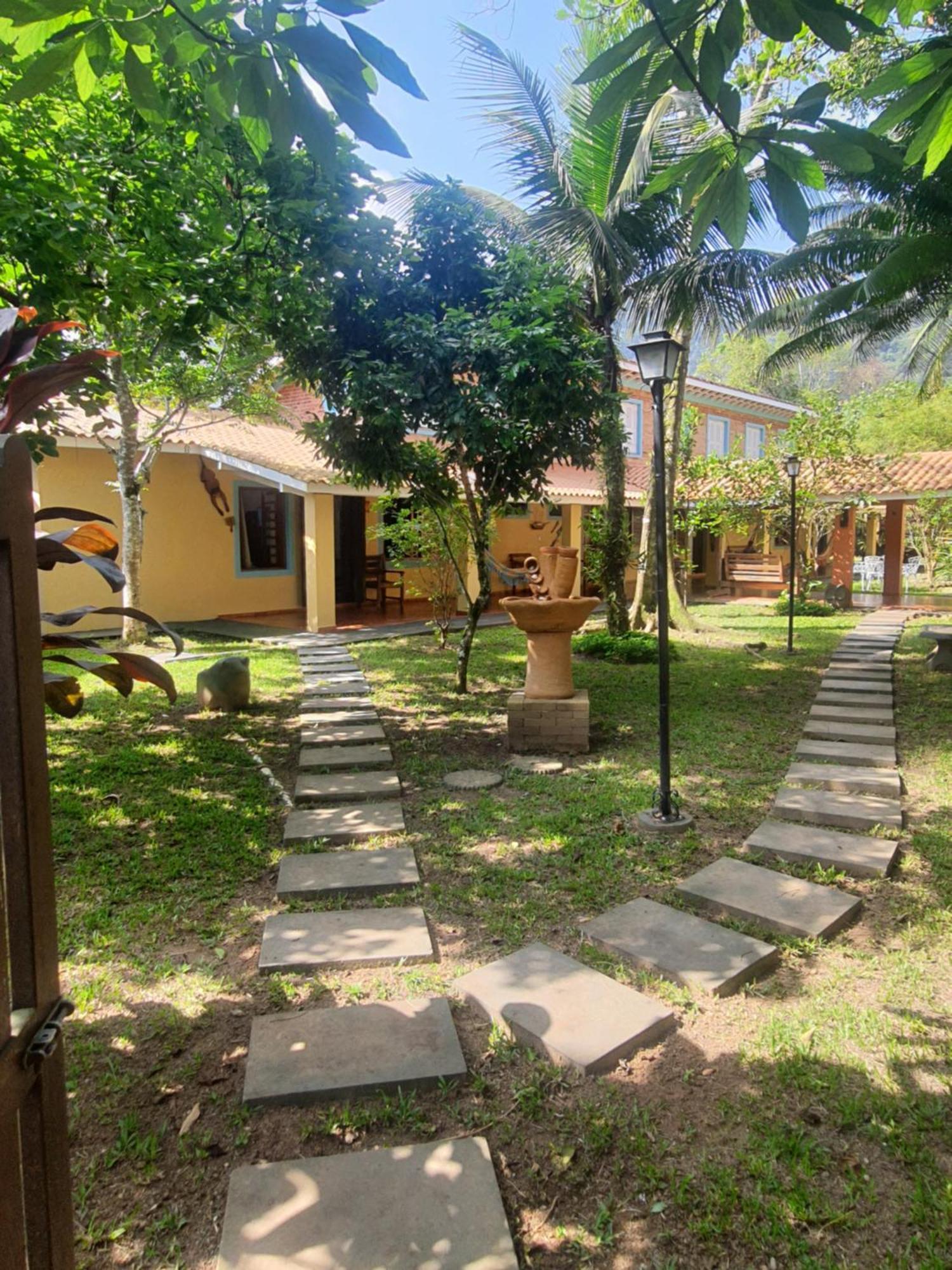Suites Quintal De Lazaro 5 Ubatuba Esterno foto